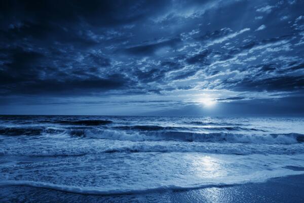 月球影响了潮汐 不同的地区有着不同的潮汐系统